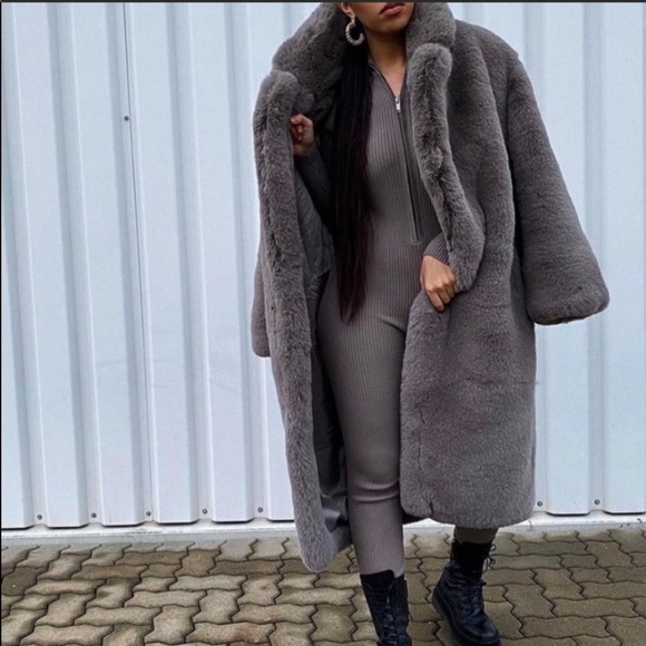 ZARA LIMITED EDITION KNIT JUMPSUIT - Picture 5 of 6